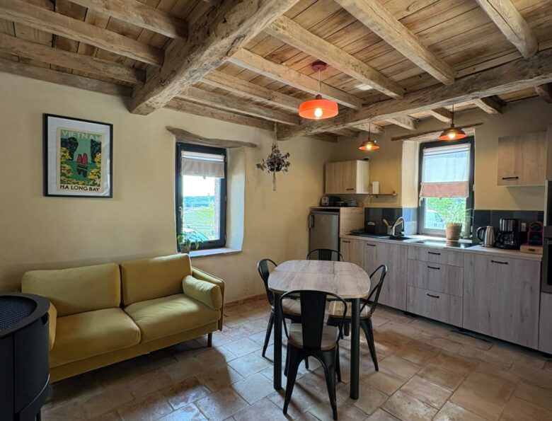 Gîte Le Petit Rivalou à Grazac (Tarn) - intérieur, vue 2
